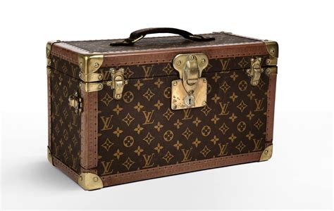 Koffers voor de elite: de opkomst van Louis Vuitton